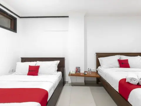 RedDoorz near Art Centre Bali - Photo 3