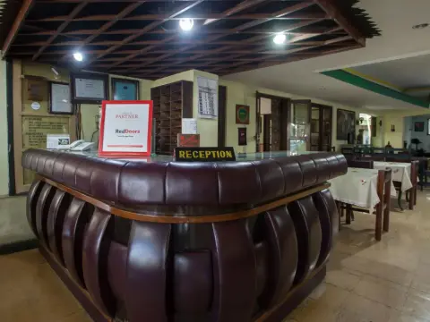 RedDoorz near Balai Kota Malang - Foto 1