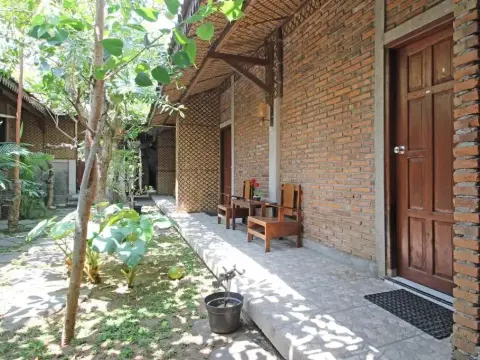 RedDoorz near Borobudur Temple 2 - Photo 4