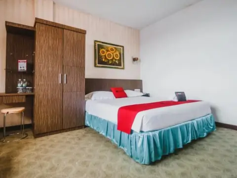 Reddoorz Near Fort Rotterdam 2 - Photo 3