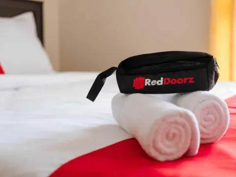 RedDoorz near Gatot Subroto Lampung 2 - Photo 3