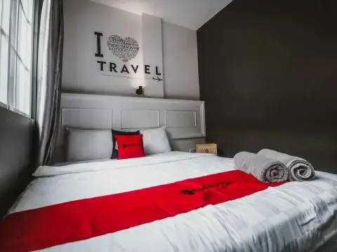 RedDoorz near Lokasari Square Jakarta - Photo 3