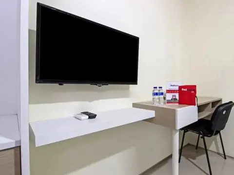 RedDoorz near Maranatha University 3 - Photo 4