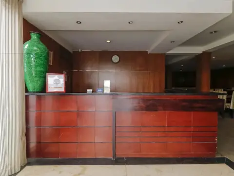 RedDoorz near Palembang Airport - Photo 2