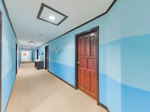RedDoorz near Plaza Balikpapan - Photo 1