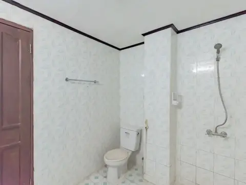 RedDoorz near Plaza Balikpapan - Photo 4