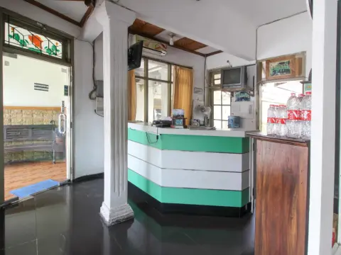 RedDoorz near RS Sarjito Yogyakarta 2 - Photo 4