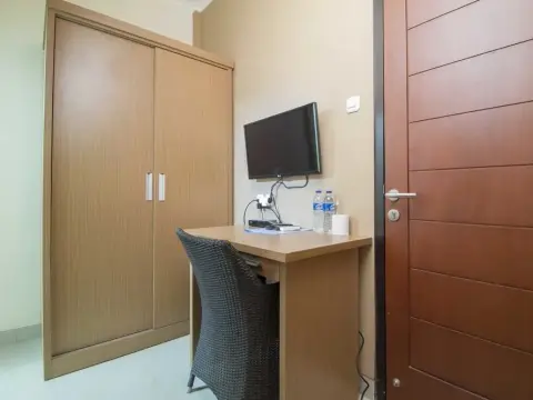 RedDoorz near Setiabudi One - Photo 4