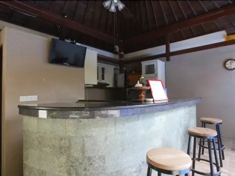 RedDoorz near Sindhu Beach Sanur - Photo 1