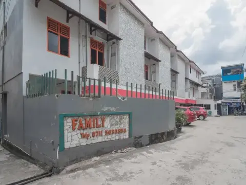 RedDoorz Near Trans Studio Mini Palembang - Photo 1