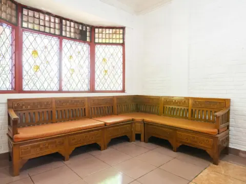 RedDoorz near Universitas Pamulang - Photo 2