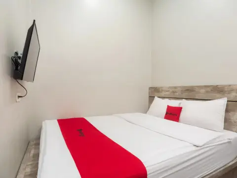 RedDoorz Plus @ Eskole ITERA Lampung - Photo 3