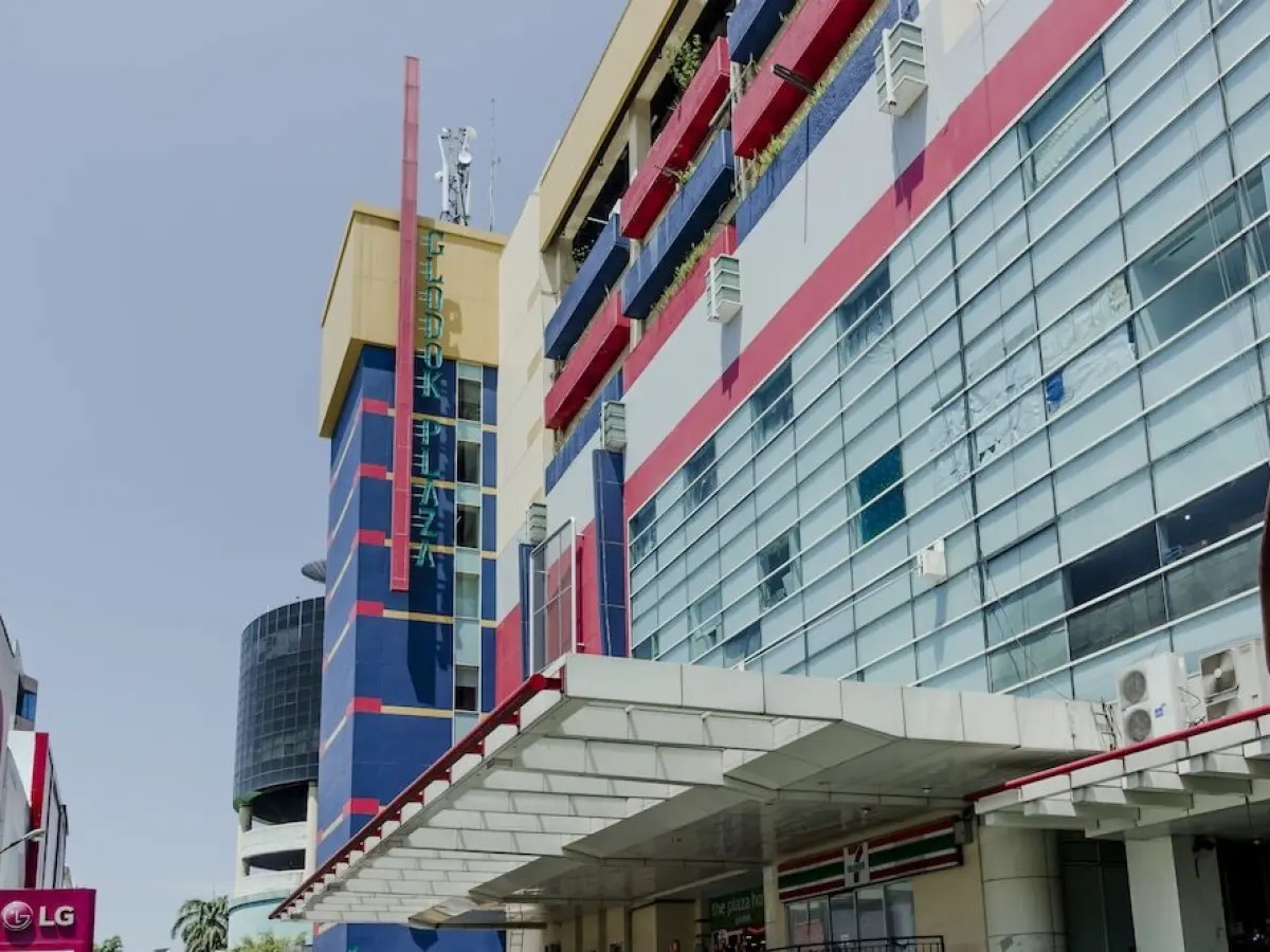 RedDoorz Plus @ Glodok Plaza