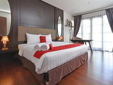 RedDoorz Plus near Pantai Jimbaran - Photo 2