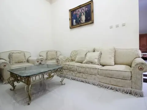 RedDoorz Plus near STIE YKPN 2 - Photo 2