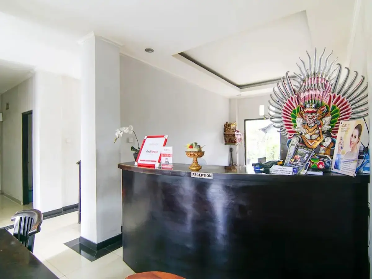 RedDoorz Plus near Ubung Terminal Denpasar