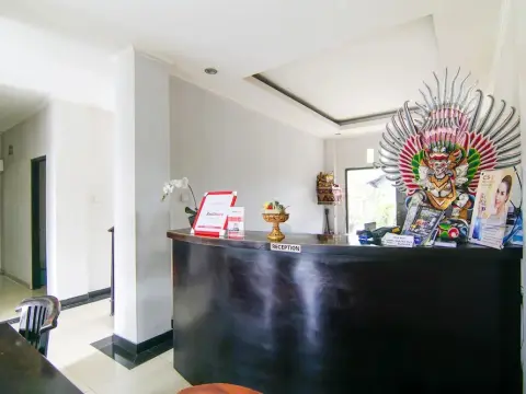 RedDoorz Plus near Ubung Terminal Denpasar - Photo 1