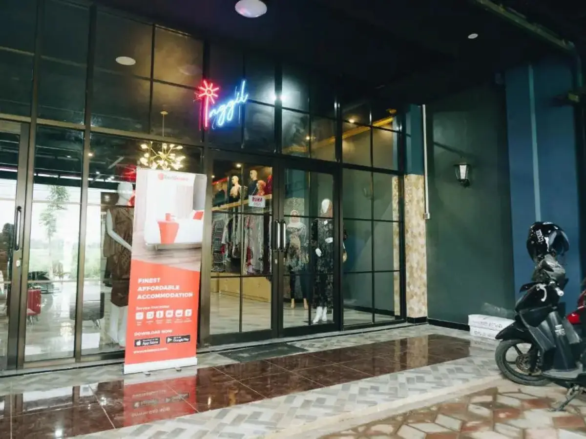 RedDoorz Syariah near Alun Alun Blitar