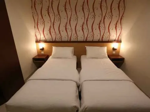 Rejeki 3 Guesthouse - Photo 4