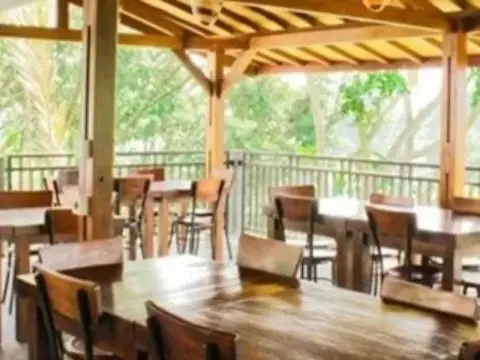 Ria Diani Hotel - Photo 1