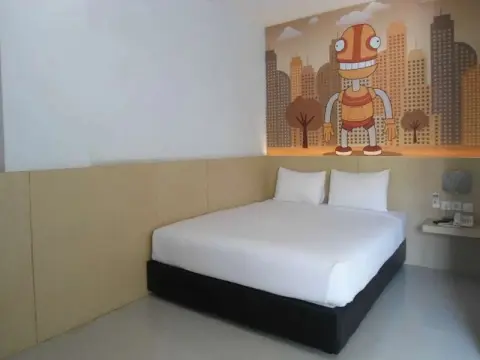 Robotel Hotel Makassar - Photo 1