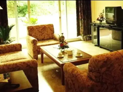 Royal Apartment - Photo 2