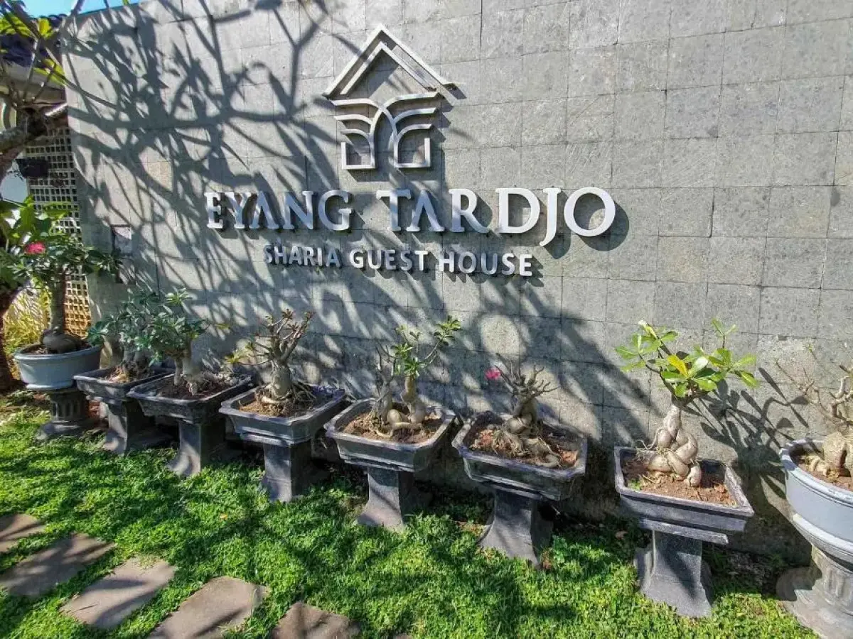 Rumah Eyang Tardjo Syariah