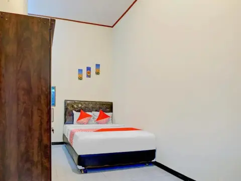 Sakinah Family Residence - Photo 4