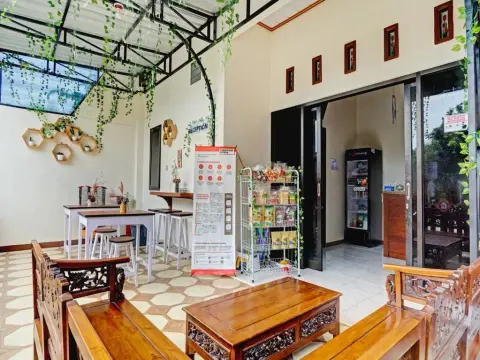 Sakinah Family Residence - Photo 2