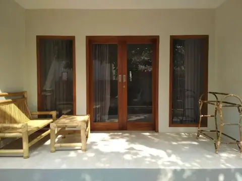 Sammy Cottage Senggigi - Photo 2