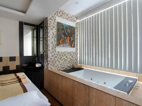 Sand Beach Luxury Living - Photo 2
