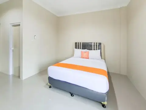 Sans Hotel Bliss Pekanbaru - Photo 4