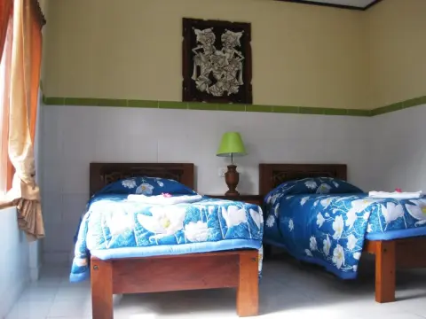 Sayang Maha Mertha Hotel - Photo 4