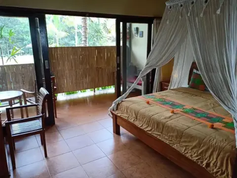 Semanggi Cottage - Photo 3