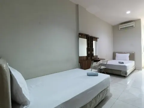 Sky Airlines Guesthouse - Photo 4