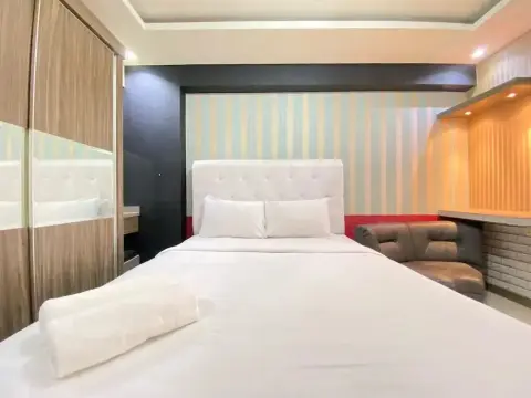 Spacious Studio Furnished Apartment At Gateway Ahmad Yani Cicadas Bandung - Photo 2