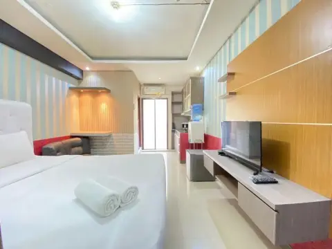 Spacious Studio Furnished Apartment At Gateway Ahmad Yani Cicadas Bandung - Photo 3