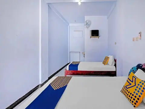 SPOT ON 90372 Hotel Arum Jaya - Photo 3