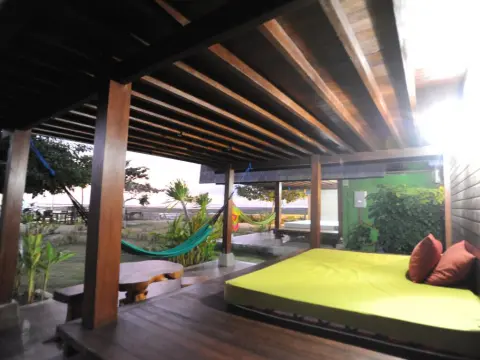 Suka Beach Bungalow - Photo 2