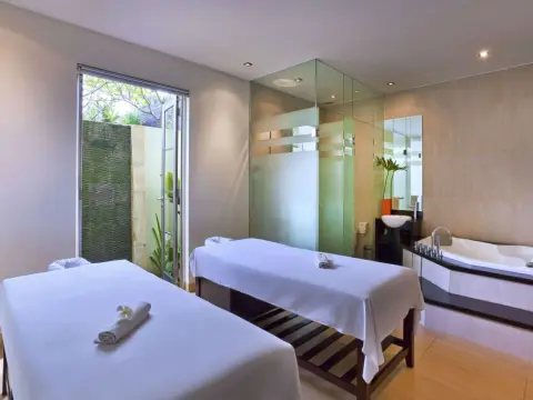 Sun Island Boutique Villas & Spa Seminyak - Photo 3