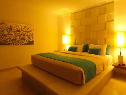 Sunset Hill - Photo 1