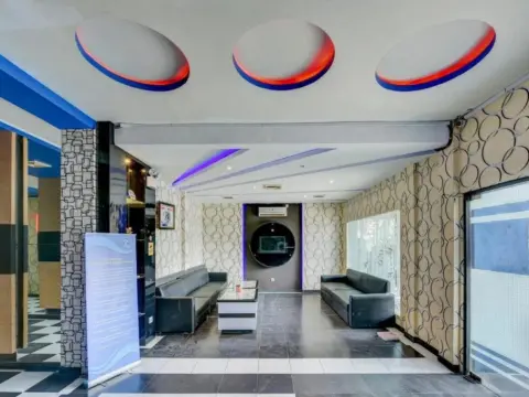 Super OYO 4010 Zaara Guest House Syariah - Photo 2