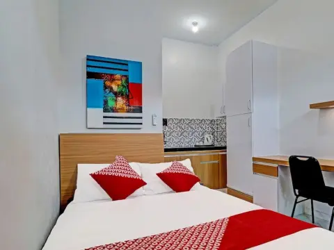 Super OYO 91497 Waskita Residence Syariah - Photo 4
