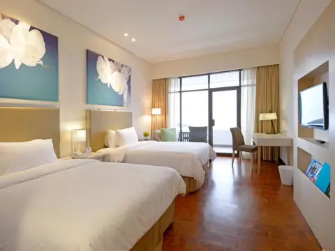 Surya Hotel & Cottages Prigen - Photo 3