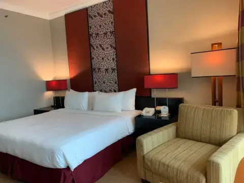 Surya Hotel & Cottages Prigen - Photo 4