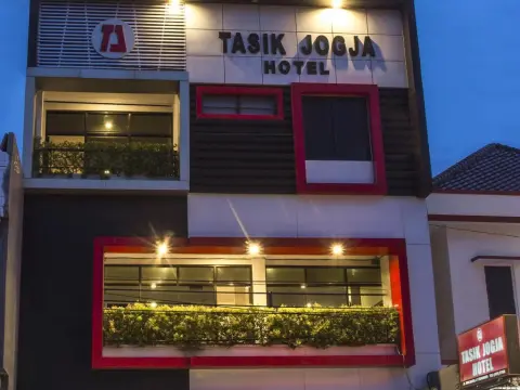 Tasik Jogja Hotel - Photo 1