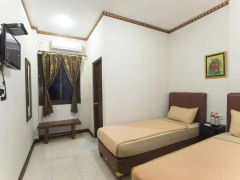 Tasik Jogja Hotel - Photo 4