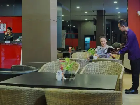 The Centro Hotel & Residence - Photo 2