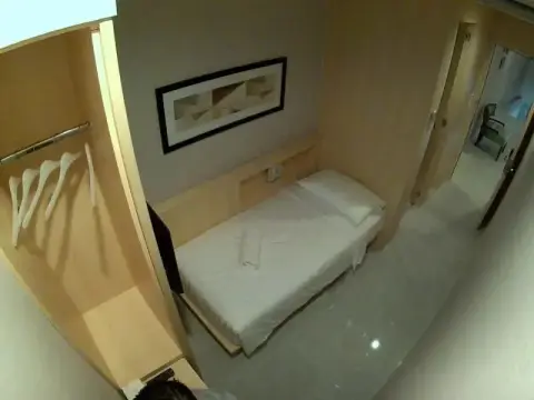 The Luxe Guesthouse - Photo 3