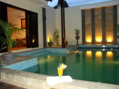 The Luxio Hotel - Photo 2